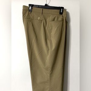 Men’s Under Armour lightweight pants